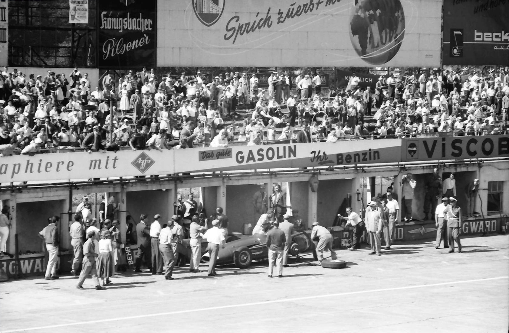 Fangio pit stop Nürburgring 1957